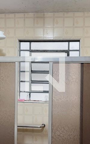 Casa à venda com 280m², 2 quartos e 2 vagas Casa à venda com 280m², 2 quartos e 2 vagasBanheiro Social