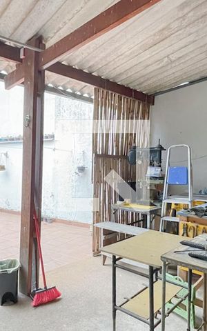 Casa à venda com 280m², 2 quartos e 2 vagas Casa à venda com 280m², 2 quartos e 2 vagasÁrea - Churrasqueira