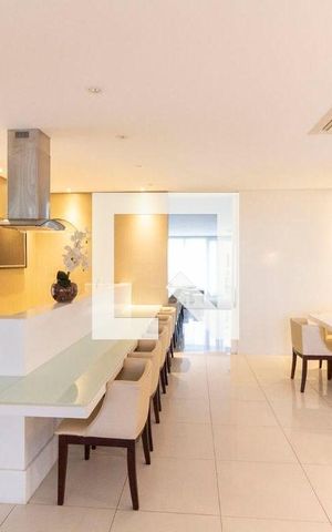 Apartamento à venda com 71m², 2 quartos e 2 vagasCondomínio - Salão de Festas