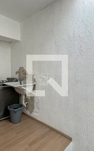 Casa à venda com 170m², 3 quartos e 2 vagas Casa à venda com 170m², 3 quartos e 2 vagasÁrea de Serviço