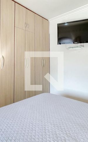 Casa à venda com 170m², 3 quartos e 2 vagas Casa à venda com 170m², 3 quartos e 2 vagasSuíte