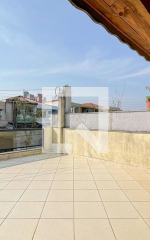Casa à venda com 170m², 3 quartos e 2 vagas Casa à venda com 170m², 3 quartos e 2 vagasSacada - Suíte