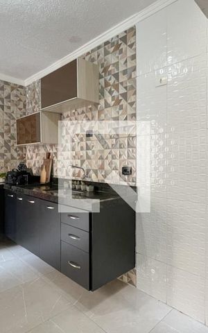 Casa à venda com 170m², 3 quartos e 2 vagas Casa à venda com 170m², 3 quartos e 2 vagasÁrea de Serviço