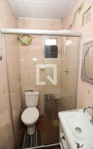 Casa à venda com 147m², 4 quartos e 4 vagasBanheiro 2