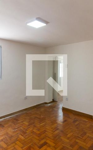 Casa para alugar com 55m², 1 quarto e sem vaga Casa para alugar com 55m², 1 quarto e sem vagaQuarto