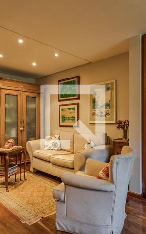 Casa de condomínio à venda com 220m², 4 quartos e 2 vagas Casa de condomínio à venda com 220m², 4 quartos e 2 vagasSala
