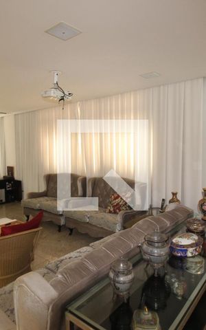 Apartamento à venda com 276m², 4 quartos e 4 vagasSala 