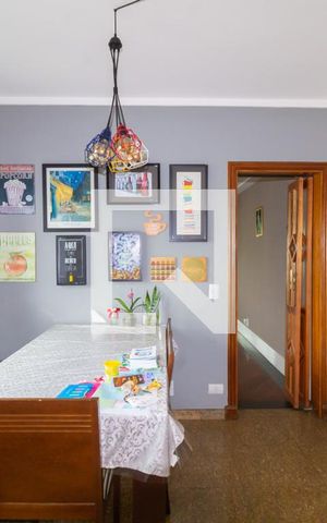 Apartamento à venda com 200m², 4 quartos e 4 vagas Apartamento à venda com 200m², 4 quartos e 4 vagasCozinha