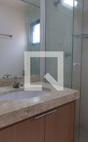 Apartamento para alugar com 176m², 4 quartos e 2 vagasBanheiro da Suíte 2