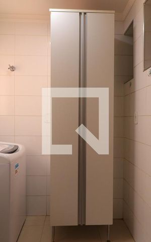 Apartamento para alugar com 176m², 4 quartos e 2 vagasÁrea de Serviço