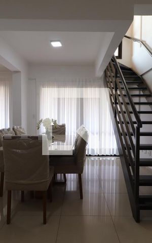 Apartamento para alugar com 176m², 4 quartos e 2 vagasSala
