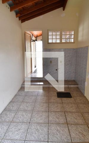 Casa à venda com 395m², 3 quartos e 2 vagasÁrea de Serviço