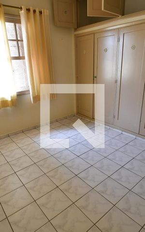Casa à venda com 395m², 3 quartos e 2 vagasQuarto 3
