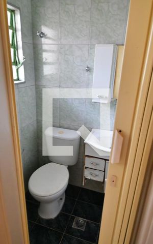 Casa à venda com 395m², 3 quartos e 2 vagasBanheiro de serviço 2