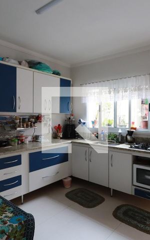 Casa à venda com 76m², 2 quartos e 1 vagaCozinha