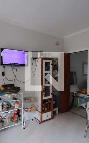 Casa à venda com 76m², 2 quartos e 1 vagaCozinha