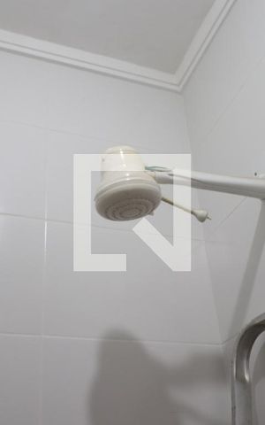 Casa à venda com 76m², 2 quartos e 1 vagaBanheiro de serviço