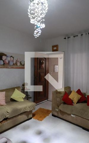 Casa à venda com 76m², 2 quartos e 1 vagaSala