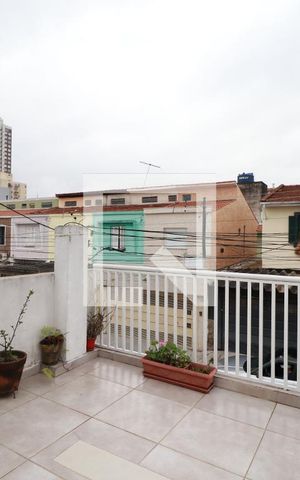 Casa à venda com 76m², 2 quartos e 1 vagaSacada