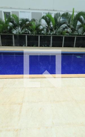 Apartamento para alugar com 70m², 2 quartos e 1 vagaÁrea comum - Piscina