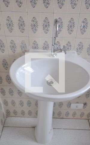 Apartamento para alugar com 94m², 2 quartos e sem vagaBanheiro