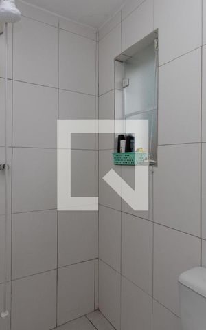 Casa à venda com 216m², 3 quartos e 2 vagas Casa à venda com 216m², 3 quartos e 2 vagasBanheiro da Suíte 2