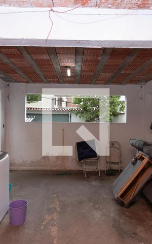 Casa à venda com 216m², 3 quartos e 2 vagas Casa à venda com 216m², 3 quartos e 2 vagasÁrea de Serviço 2