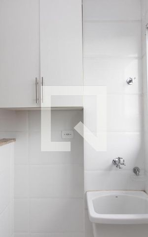 Casa de condomínio à venda com 40m², 2 quartos e 1 vaga Casa de condomínio à venda com 40m², 2 quartos e 1 vagaÁrea de Serviço