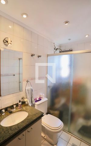 Apartamento à venda com 134m², 3 quartos e 2 vagas Apartamento à venda com 134m², 3 quartos e 2 vagasBanheiro do Quarto