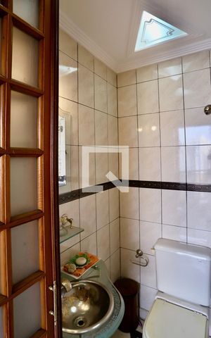 Apartamento à venda com 134m², 3 quartos e 2 vagas Apartamento à venda com 134m², 3 quartos e 2 vagasLavabo