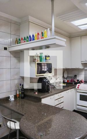 Apartamento à venda com 134m², 3 quartos e 2 vagas Apartamento à venda com 134m², 3 quartos e 2 vagasCozinha