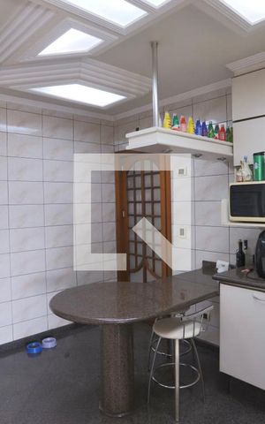 Apartamento à venda com 134m², 3 quartos e 2 vagas Apartamento à venda com 134m², 3 quartos e 2 vagasLavanderia