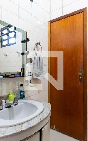 Casa à venda com 455m², 4 quartos e 6 vagas Casa à venda com 455m², 4 quartos e 6 vagasBanheiro da Suíte 3