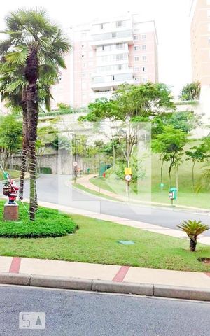 Apartamento à venda com 182m², 4 quartos e 3 vagas Apartamento à venda com 182m², 4 quartos e 3 vagasÁrea externa