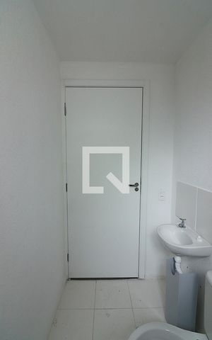 Apartamento à venda com 46m², 2 quartos e sem vagaBanheiro Social