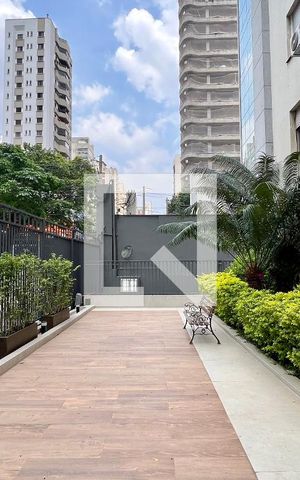 Apartamento à venda com 180m², 3 quartos e 2 vagas Apartamento à venda com 180m², 3 quartos e 2 vagasEntrada