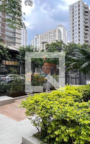 Apartamento à venda com 180m², 3 quartos e 2 vagas Apartamento à venda com 180m², 3 quartos e 2 vagasEntrada