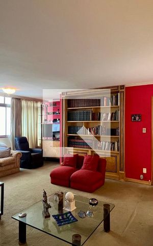 Apartamento à venda com 180m², 3 quartos e 2 vagas Apartamento à venda com 180m², 3 quartos e 2 vagasSala