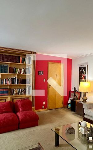 Apartamento à venda com 180m², 3 quartos e 2 vagas Apartamento à venda com 180m², 3 quartos e 2 vagasSala