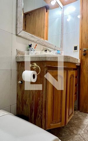 Apartamento à venda com 180m², 3 quartos e 2 vagas Apartamento à venda com 180m², 3 quartos e 2 vagasBanheiro