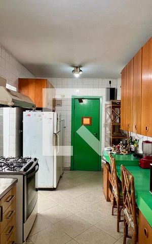 Apartamento à venda com 180m², 3 quartos e 2 vagas Apartamento à venda com 180m², 3 quartos e 2 vagasCozinha