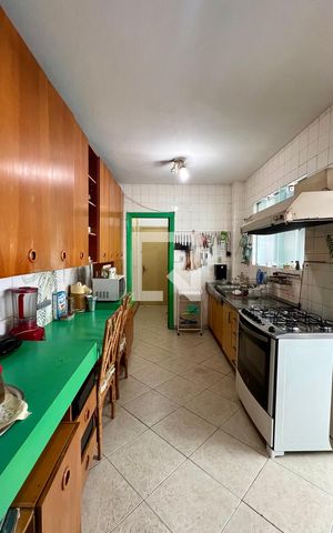 Apartamento à venda com 180m², 3 quartos e 2 vagas Apartamento à venda com 180m², 3 quartos e 2 vagasCozinha