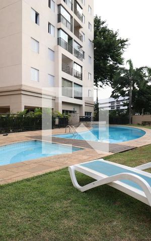 Apartamento à venda com 60m², 2 quartos e 1 vagaÁrea comum - Piscina