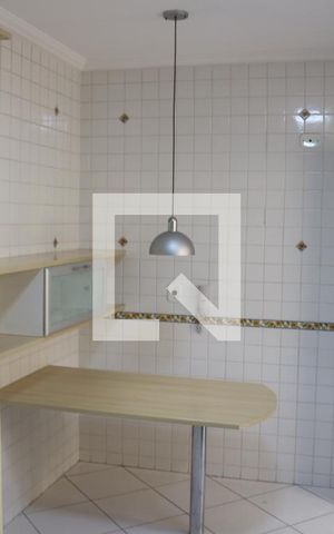 Apartamento à venda com 132m², 2 quartos e 2 vagasCozinha