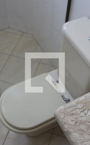 Apartamento à venda com 132m², 2 quartos e 2 vagasBanheiro 
