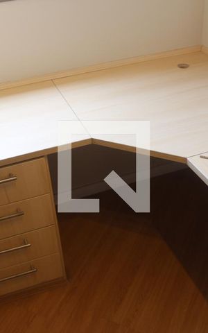 Apartamento à venda com 132m², 2 quartos e 2 vagasCloset da suíte 1