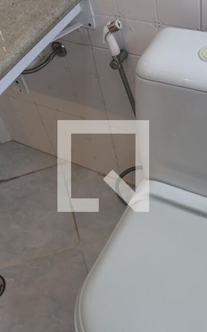 Apartamento à venda com 132m², 2 quartos e 2 vagasBanheiro da Suíte 1