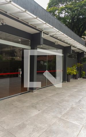 Casa de condomínio à venda com 230m², 3 quartos e 2 vagasÁrea comum - Salão de festas