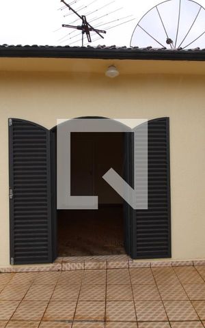 Casa para alugar com 88m², 2 quartos e 1 vagaQuarto 1 - Varanda
