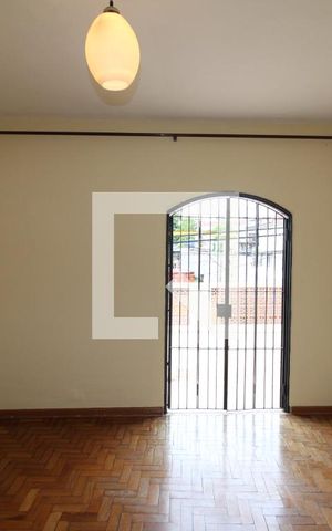 Casa para alugar com 88m², 2 quartos e 1 vagaQuarto 1